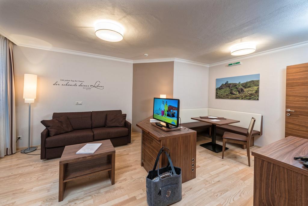 Hotel Jennys Schloessl Serfaus Ruang foto